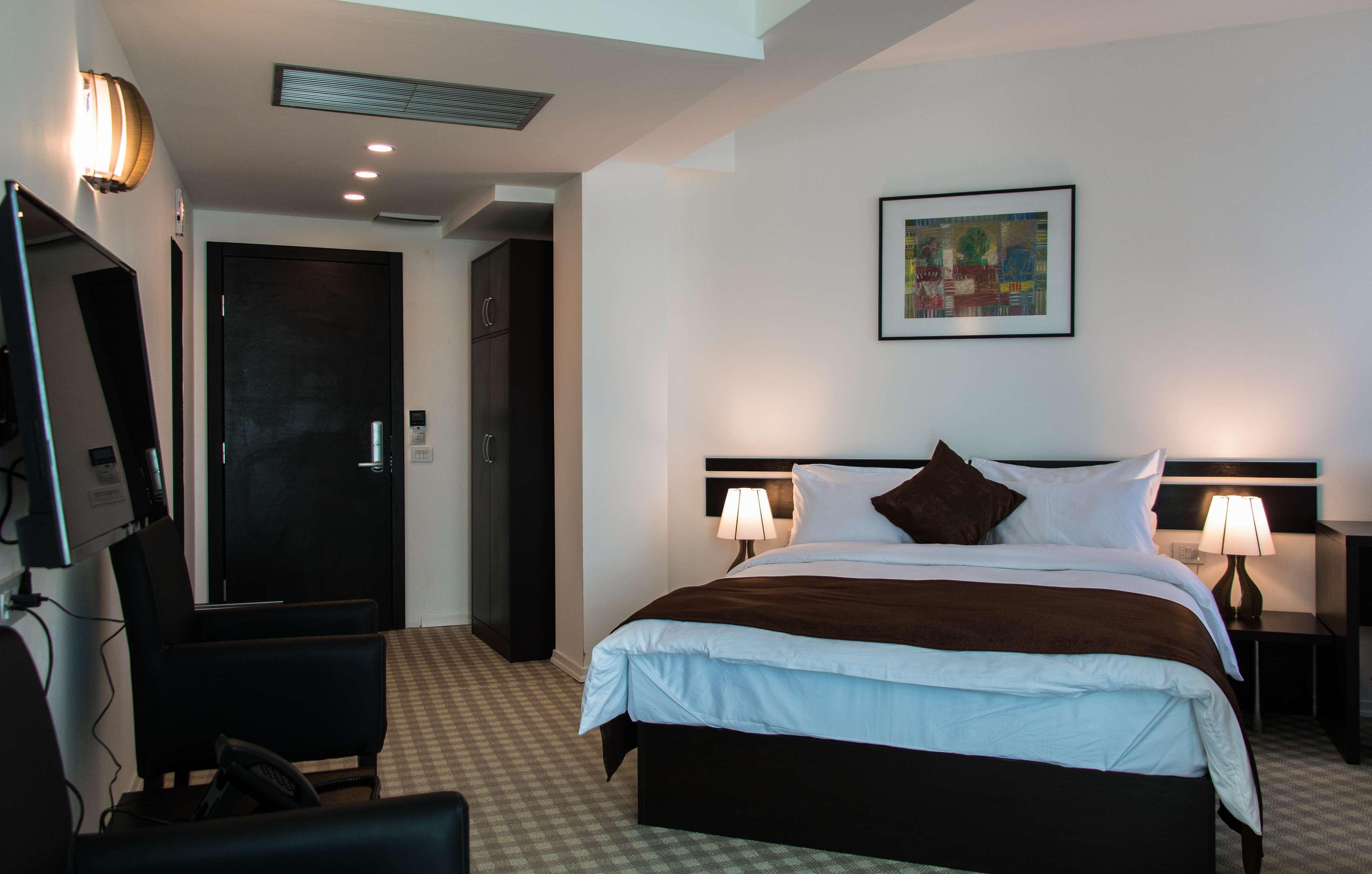Best Western Hotel Galla Sllatine e Madhe المظهر الخارجي الصورة