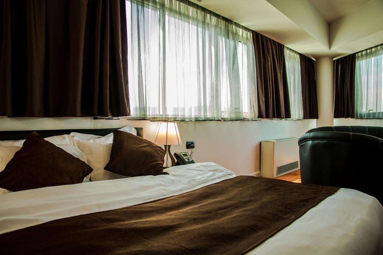 Best Western Hotel Galla Sllatine e Madhe الغرفة الصورة